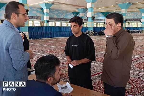 میز خدمت آموزش و پرورش خراسان شمالی در نماز جمعه؛ پاسخگویی مستقیم به مطالبات مردم