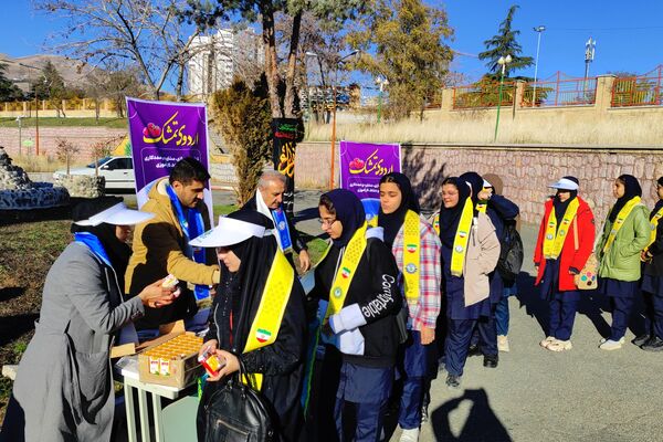 روز اول اردوهای «طرح تمشک» در کردستان