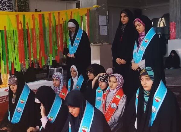 اعتکاف دانش‌آموزی در ایذه