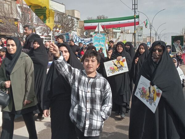 راهپیمایی 22 بهمن در شهرستان فاروج 