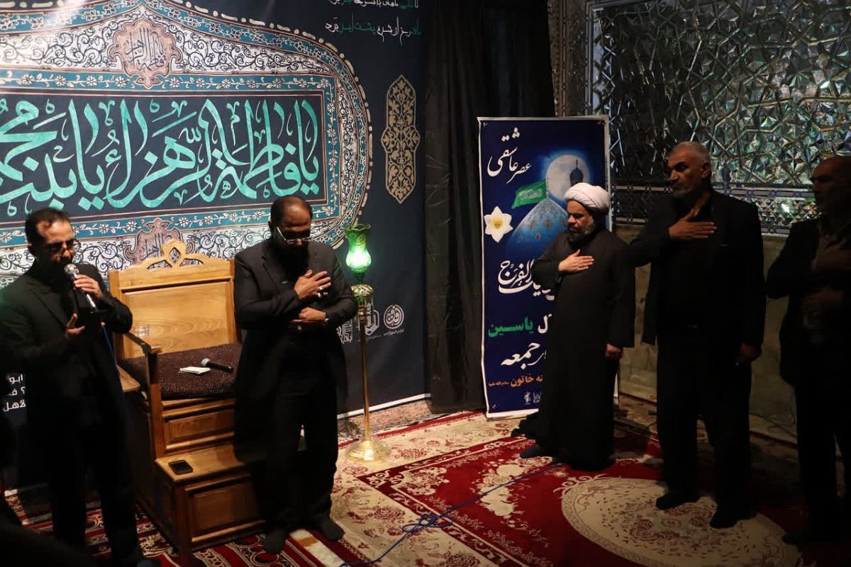 ارادتمندان اهل‌بیت در شب چهارم فاطمیه گرد هم آمدند