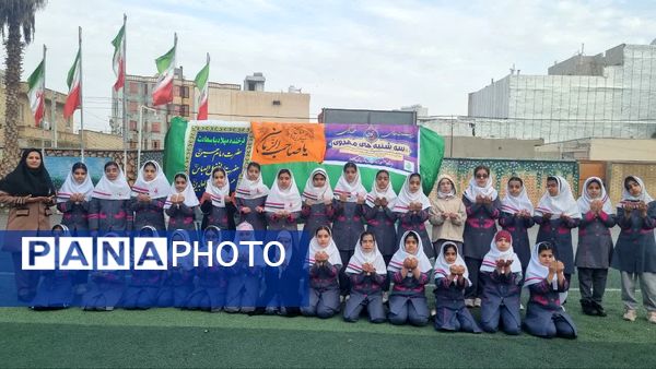 مدرسه‌ای به رنگ انتظار؛ جشن مهدوی در قاب لبخند دانش‌آموزان