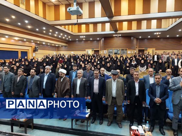 از فرهنگیان شاخص خرمدره تقدیر شد