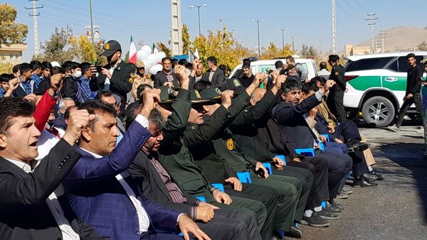 راهپیمایی باشکوه ۱۳ آبان در شهرستان بن 