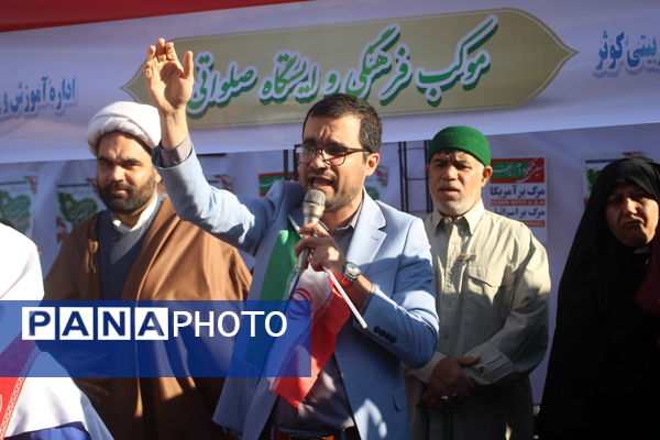 شکوه حضور مردم بوشهر در راهپیمایی ۲۲ بهمن