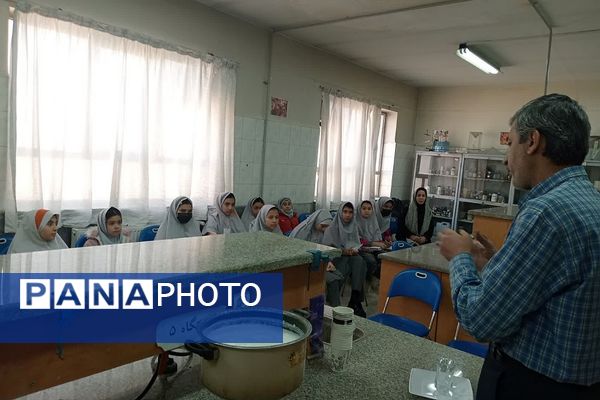 کارگاه «طعم یک پژوهش کوچک» در پژوهش سرای کاوش کهریزک