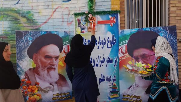 آغاز سال تحصیلی جدید در دبیرستان شاهد یاس نبی شهرستان گناباد