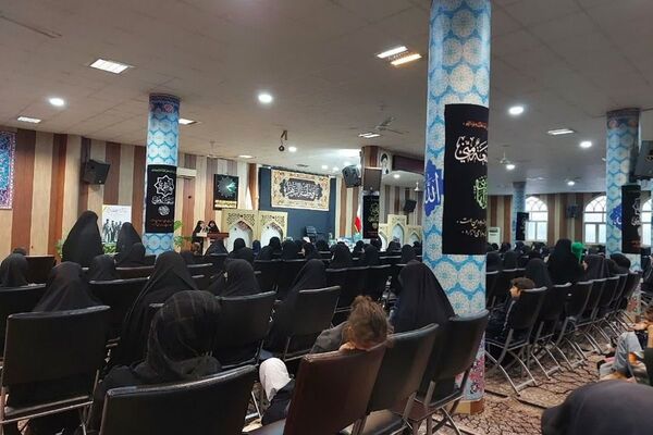 شهریار غرق در عطر فاطمی شد