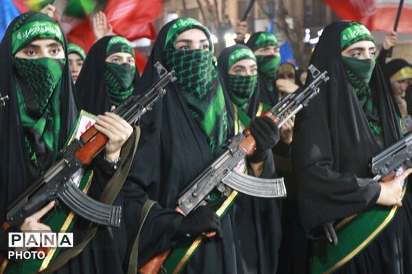 رزمایش اقتدار با حضور گردان‌های جانفدا در نسیم‌شهر