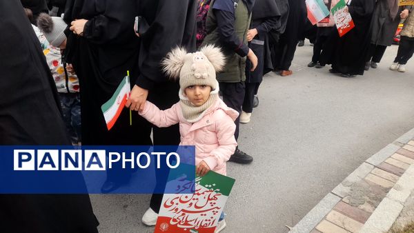 حضور پرشور مردم اسدآباد در راهپیمایی 22 بهمن