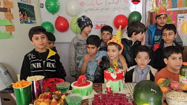 جشن یلدایی در مدرسه دکتر عسکریان یاسوج