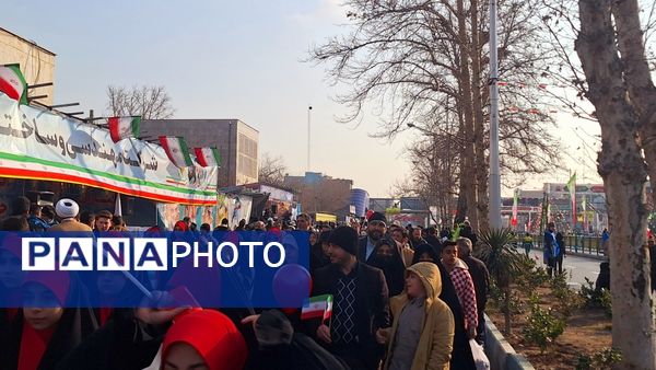 شور اسلامی در مسیر راهپیمایی تهران