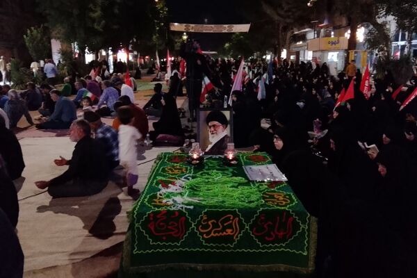 چهل هشتمین شب از اجتماعات مردمی در حسینه امام خمینی