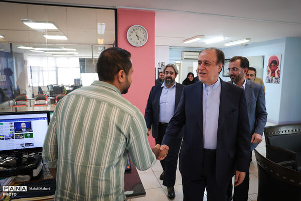 بازدید نایب رئیس مجلس شورای اسلامی از خبرگزاری پانا