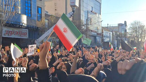 سوگ مردم شهید پرور ملایر در فقدان رهبر شهید امت