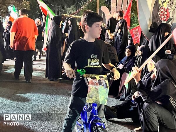 حضور باشکوه مردم کرج درصد و چهل و یکمین شب از تجمعات مردمی