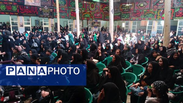 مراسم شیرخوارگان حسینی در حسینیه ولیعصر زرقان 