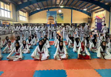 تاکید براهمیت ورزش برای دانش آموزان درمراسم تجلیل ازمدال آوران خانه تکواندو آباده