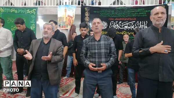 برگزاری آیین  بزرگداشت آیت الله سید علی خامنه ای در مسجد جامع شهر بار