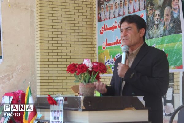 «زنگ مهر» در مدارس چاروسا به صدا درآمد