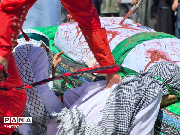حضور مردم قادرآباد در آیین‌های عزاداری محرم
