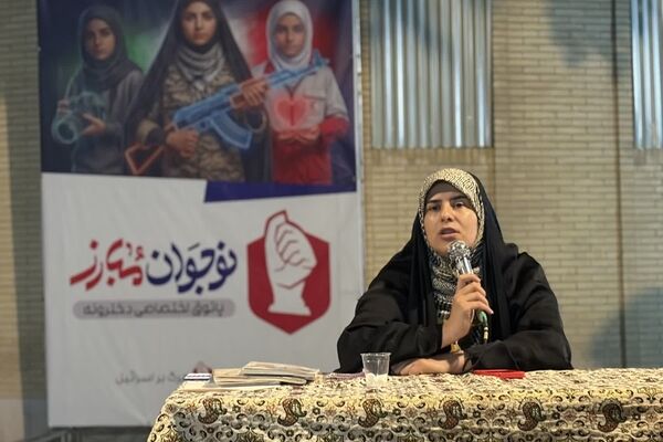 کارگاه خبرنگاری در موکب نوجوان مبارز در یزد