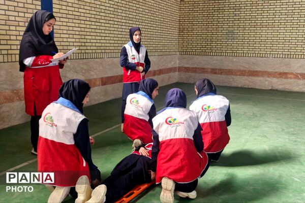  مسابقات شهرستانی طرح دادرس در دبیرستان حضرت زینب(س)
