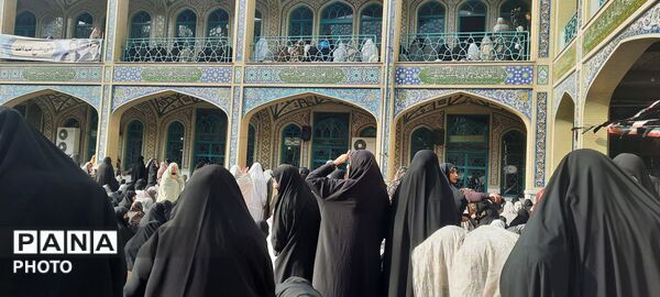 نماز باشکوه فطر در شهرکرد 
