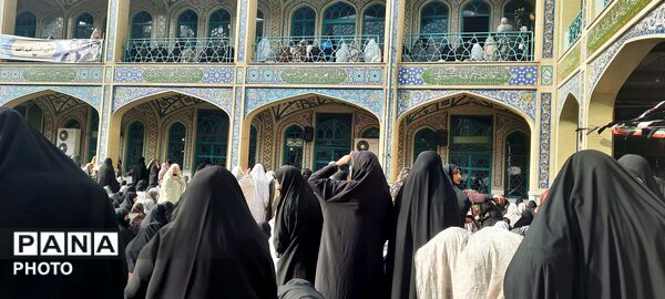 نماز باشکوه فطر در شهرکرد 