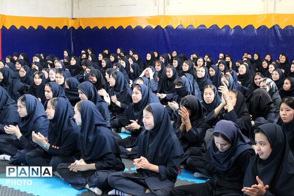 افتتاحیه المپیاد ورزشی درون مدرسه ای در آموزشگاه طریقت