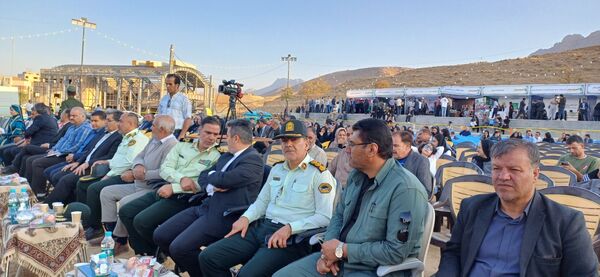 شکوفایی طعم و فرهنگ در سامان؛ دومین جشنواره بادام و گردو 