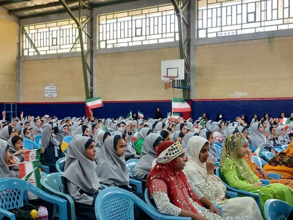 روزی پر نشاط و جان تازه در رگ‌های مدرسه