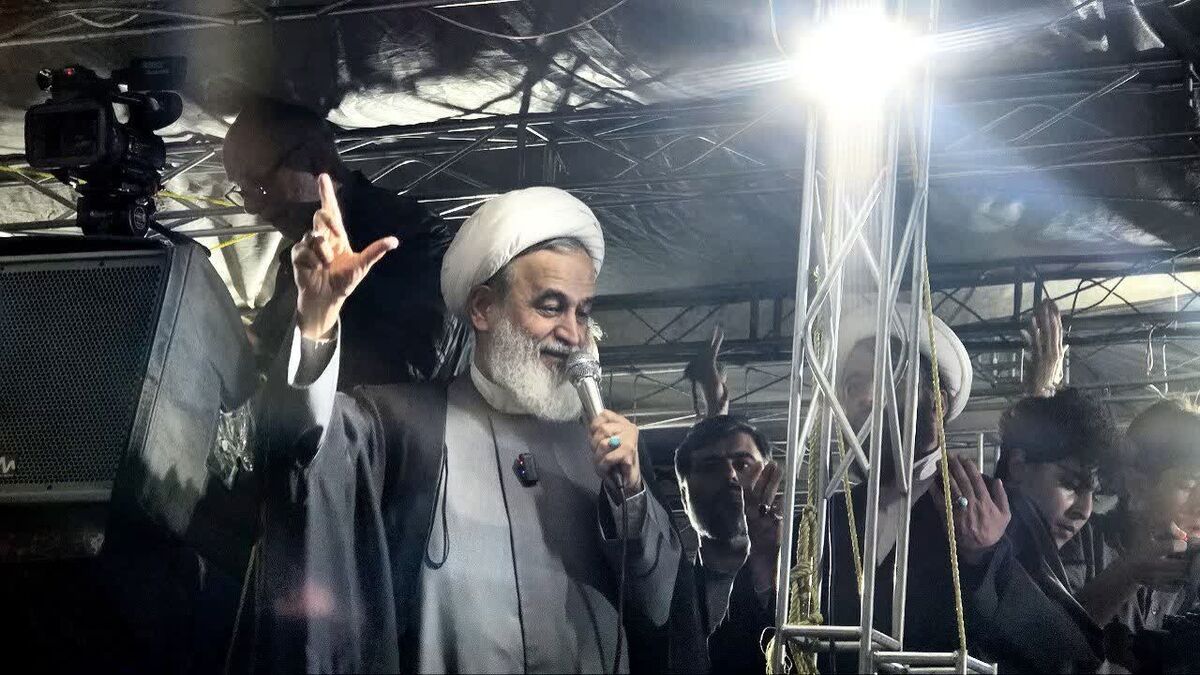 ظرفیت‌های فرهنگی، اعتقادی و اجتماعی کشور در شکل‌دهی به آینده منطقه و حتی جهان تأثیرگذار است