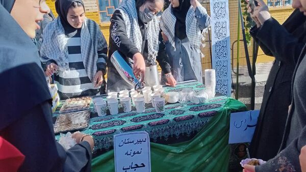برپایی موکب به‌مناسبت شهادت حضرت زهرا(س) در مدرسه نمونه حجاب