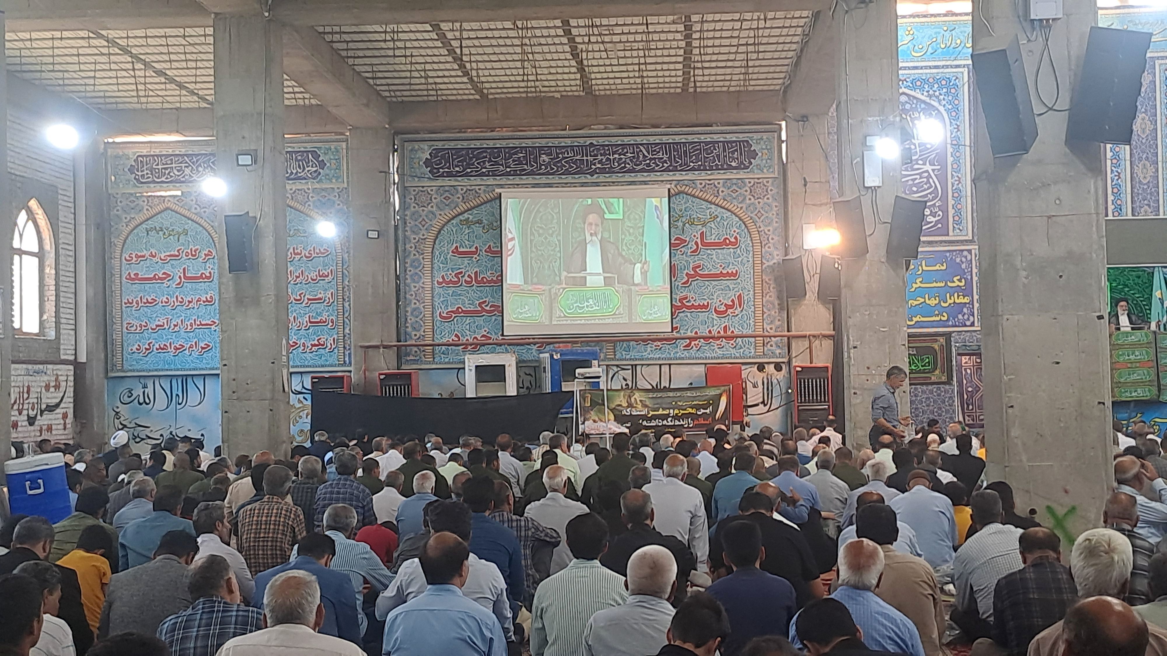 نماز جمعه در دهه سوم محرم در نیشابور