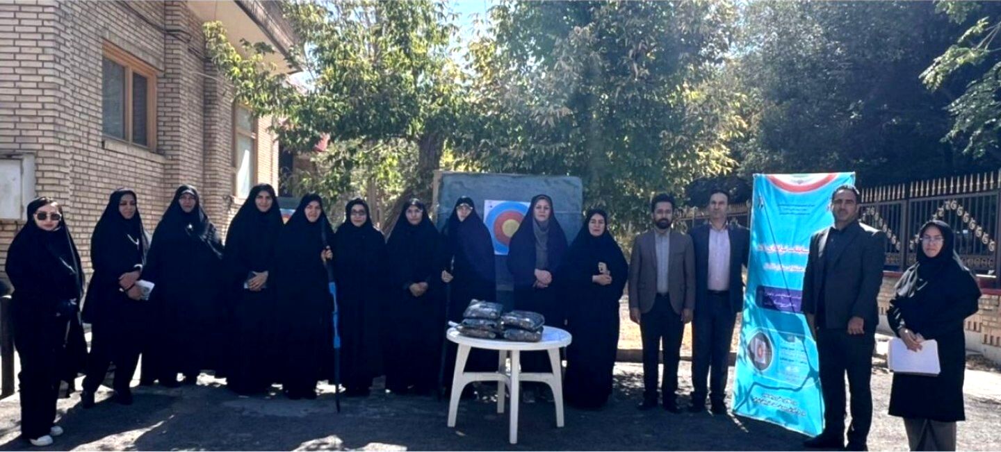 کمانِ اراده در دستان بانوان فرهنگی اداره کل آموزش و پرورش آذربایجان شرقی