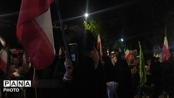 پنجاه و هشتمین شب از ایستادگی مردم در خیابان های نیشابور