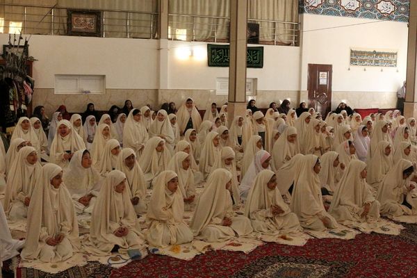 جشن تکلیف دختران آسمانی فیروزکوه