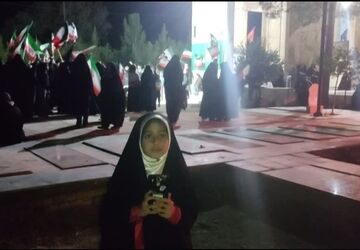 مردم بهاباد همچنان پای کار انقلاب