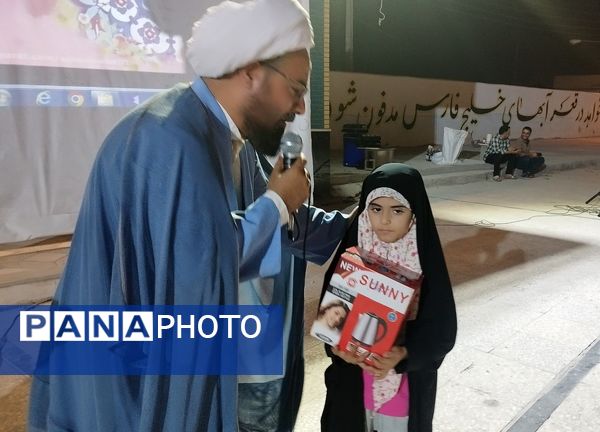 پارسیان در شب ولادت حضرت زینب (س) غرق در شادی و نور 