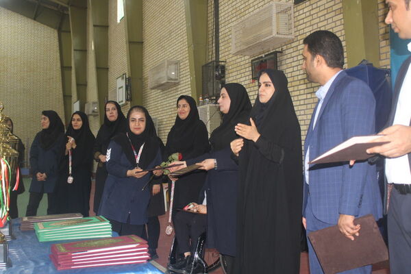 مسابقات تنیس روی میز فرهنگیان یادواره شهدای تربیت‌بدنی در سالن آزادگان استان بوشهر 