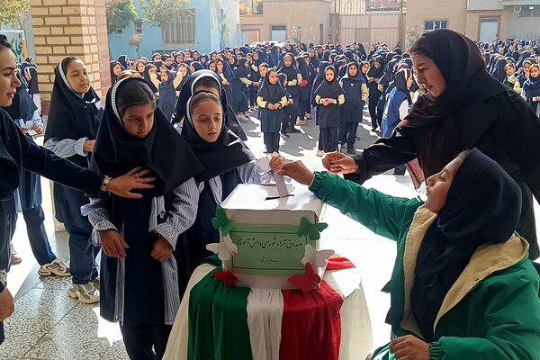 تمرین مسئولیت‌پذیری اجتماعی در مدارس شهرستان شهریار