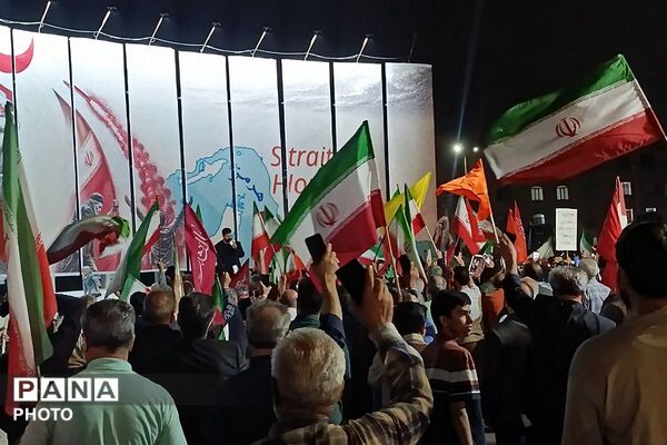 تجمع  مردمی در ملارد به شب 221 رسید 