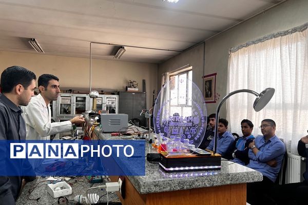 دومین روز از« همایش آشتی با علم» در پژوهش‌سرای دانش‌آموزی کاوش کهریزک 