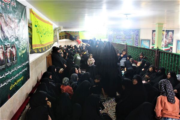 گرامیداشت یاد و خاطره ۱۵ شهید والامقام روستای مومن آباد قم