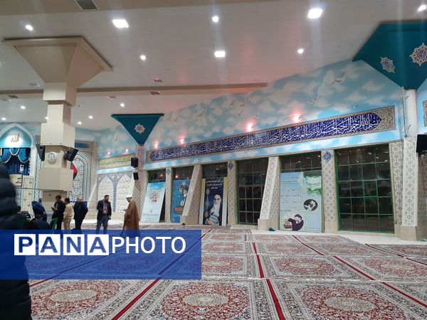 مراسم پاسداشت شهدای مقاومت و نمایشگاه آثار منتخب دانش‌آموزان رویداد آخراشه