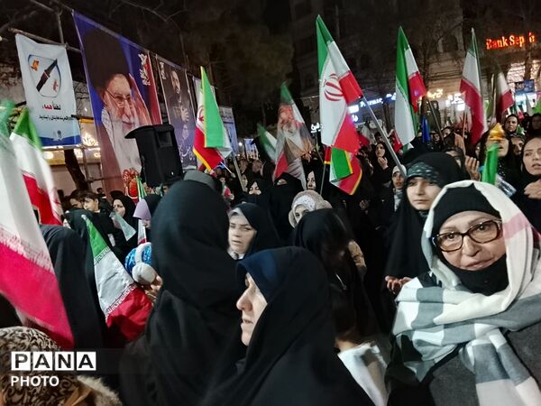 بیست و نهمین موج موشک از جنس مردم