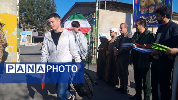اعزام دانش‌آموزان پسر آشخانه به راهیان نور 