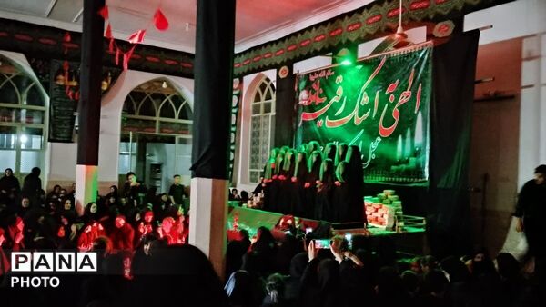 سفره‌داران کوچک میهمانان بزرگ اربعین در شهر جعفریه