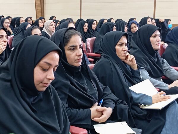 دوره ارزشیابی کیفی–توصیفی؛ گامی نو در مسیر توانمندسازی معلمان عنبرآباد